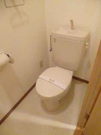 ロイヤルハイツFUJIの物件内観写真